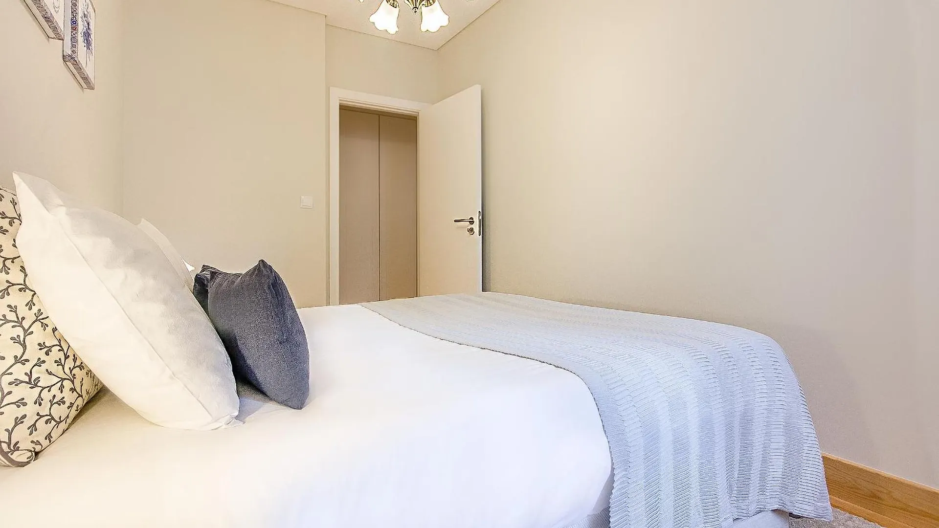 Santos Green Apartment Lisbon