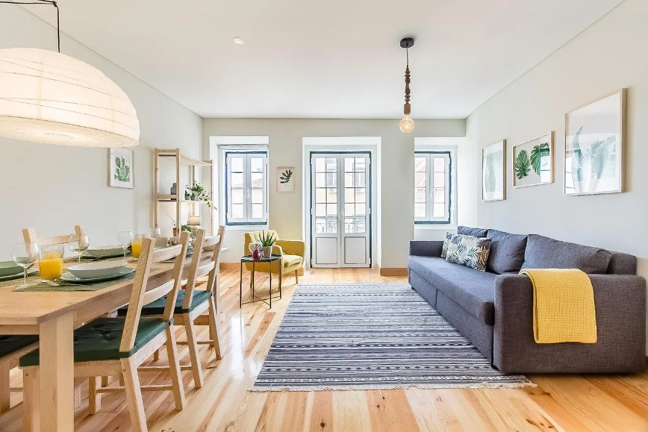 Santos Green Apartment Lisbon
